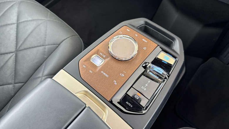 BMW iX 240kW xDrive40 M Sport 76.6kWh 5dr Auto Electric Estate